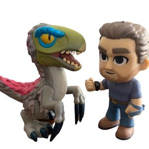 Funko Minis Jurassic World Owen & Therizinosaurus